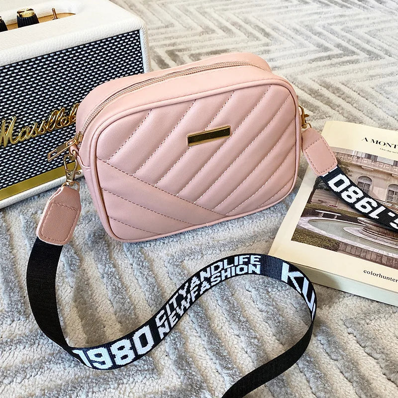 Luxury Embellished Pearl Shoulder Bag
