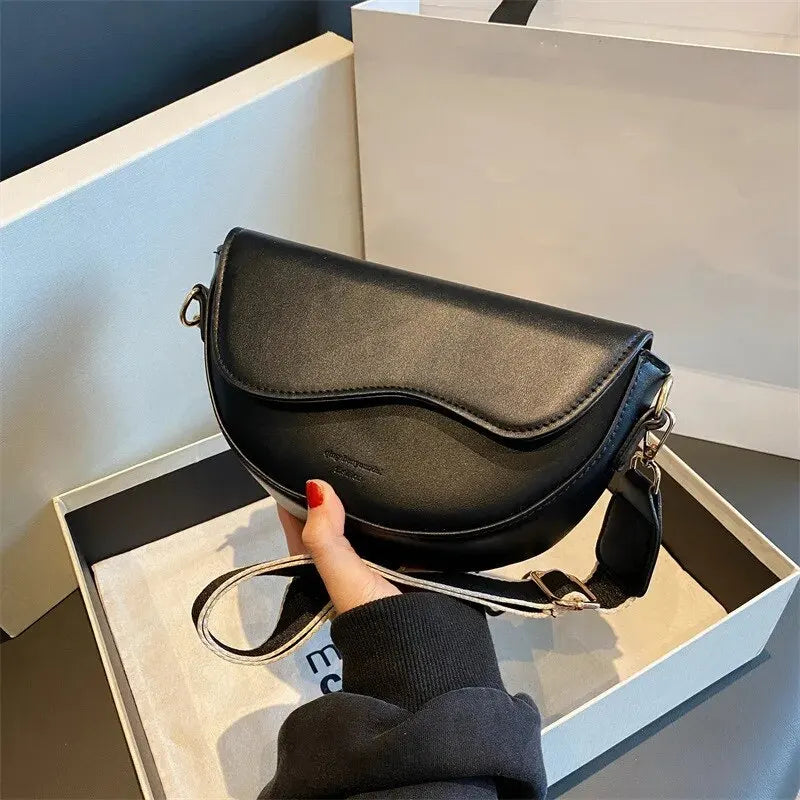 Luxury Vintage Saddle Shoulder Bag