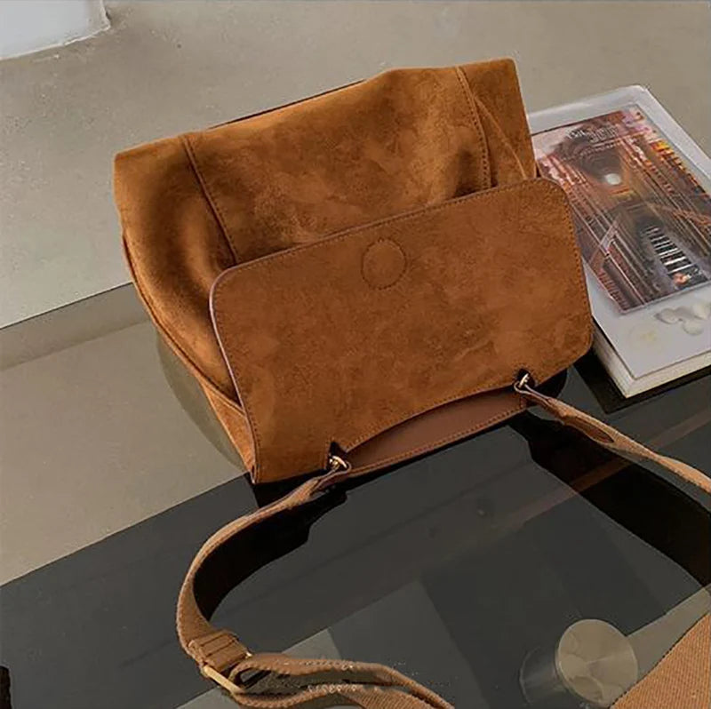 Luxury Retro Flap Crossbody Bag