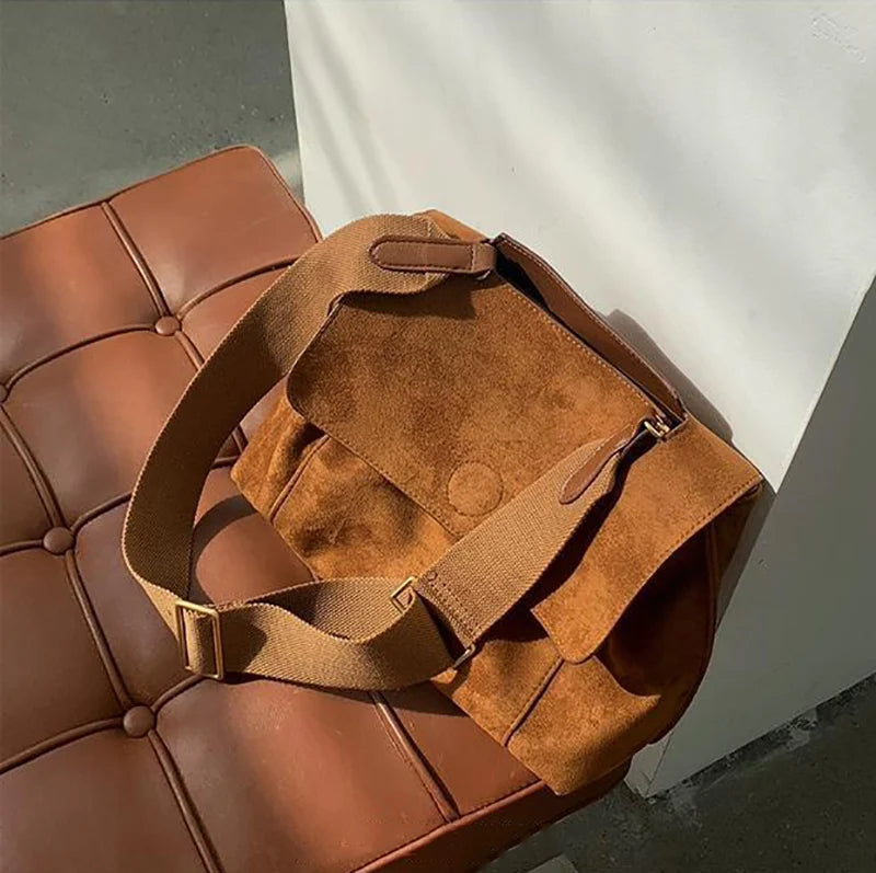 Luxury Retro Flap Crossbody Bag