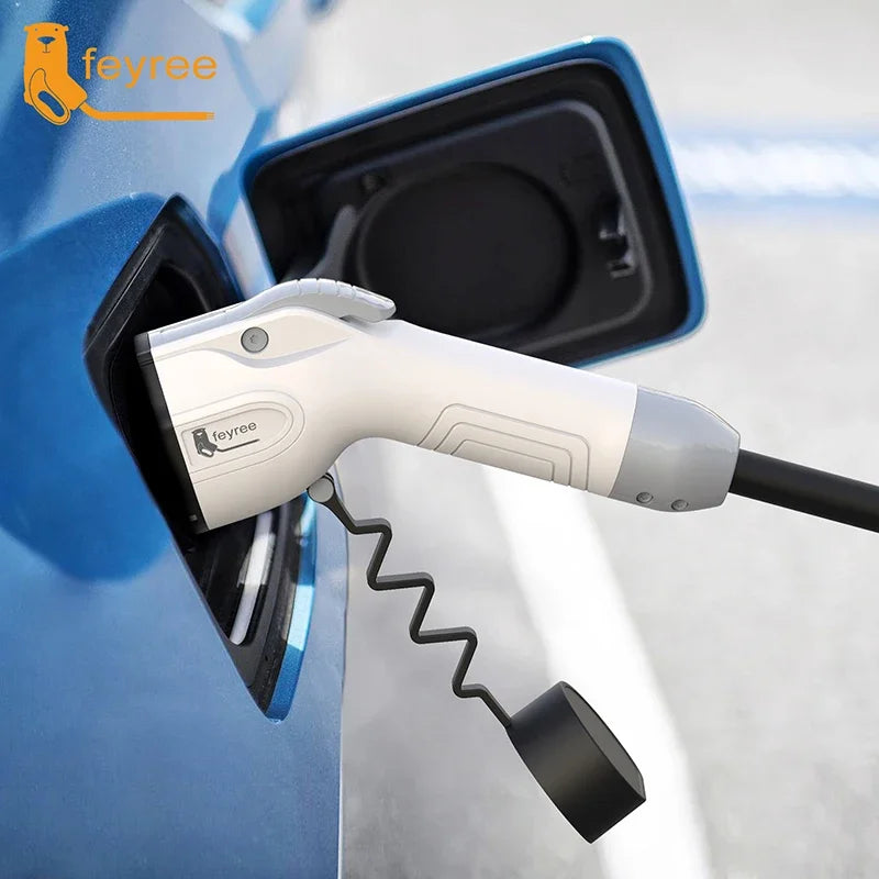 EV V2L Discharge Cable Adapter - 16A Portable Power Station Cable 5M