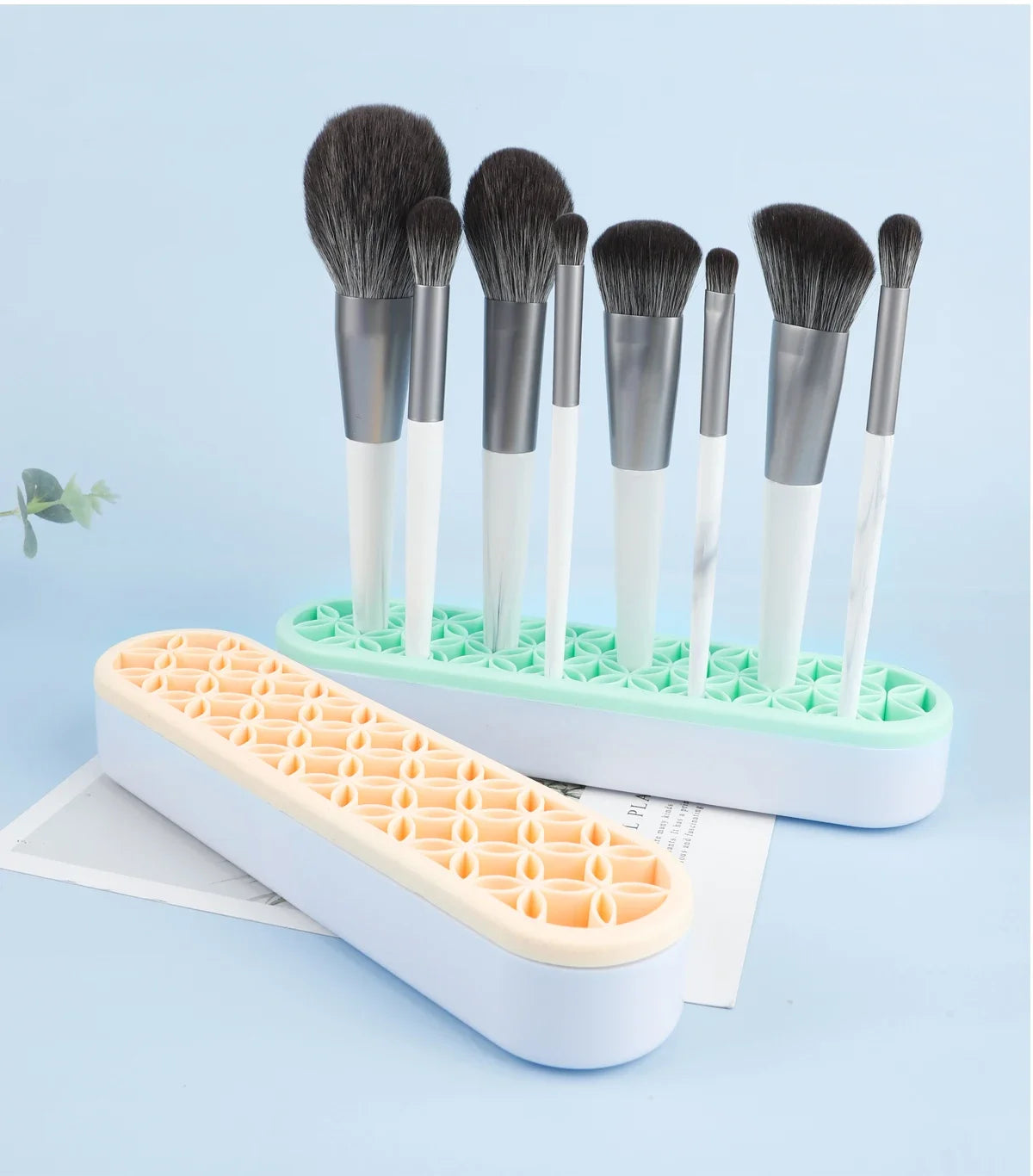 Silicone Makeup Brush Organizer & Drying Rack - Durable Desktop Storage