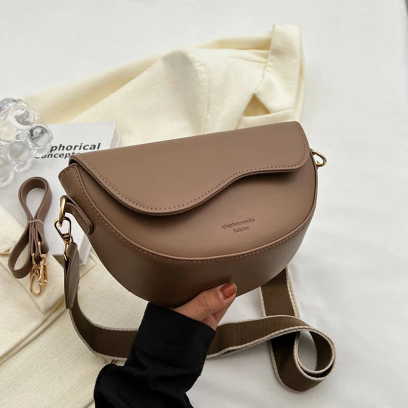 Luxury Vintage Saddle Shoulder Bag