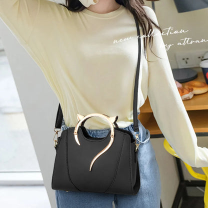 Luxury Cat Handle Shell Bag