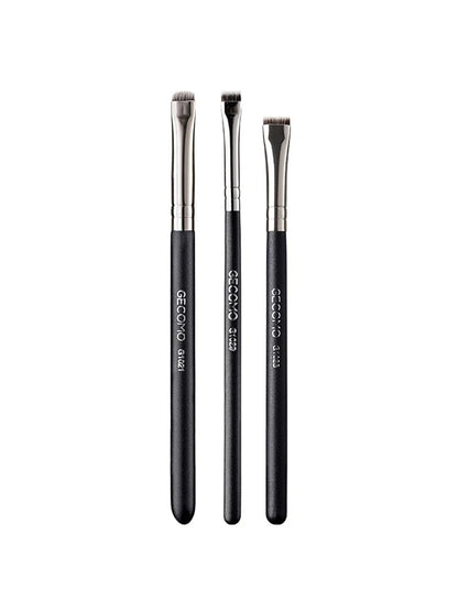 Precision Makeup Brush: Versatile Tool for Eyeliner, Brows & Eyeshadow