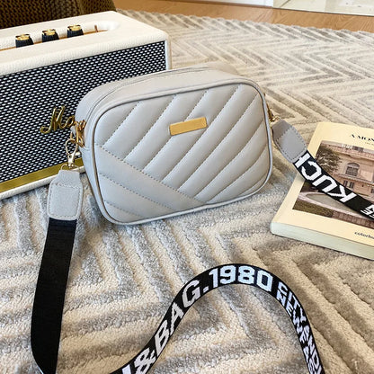 Luxury Embellished Pearl Shoulder Bag