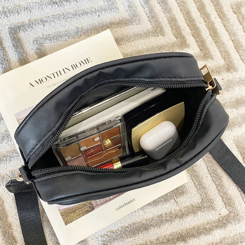 Luxury Embellished Pearl Shoulder Bag