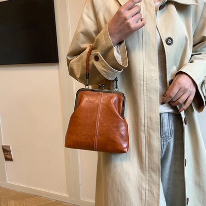 Luxury Vintage Kiss Lock Bag