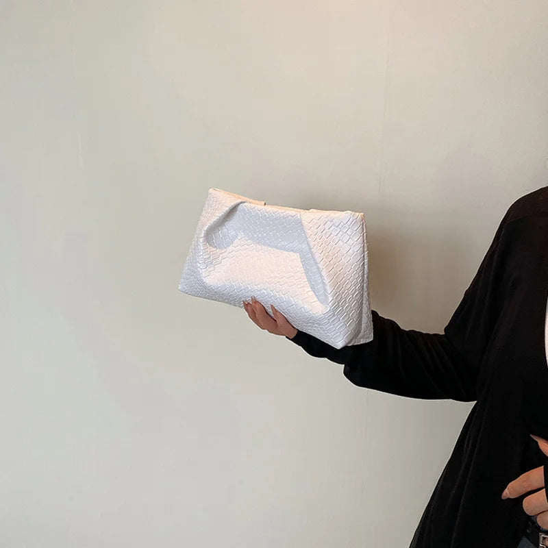 Luxury Retro Woven Handbag