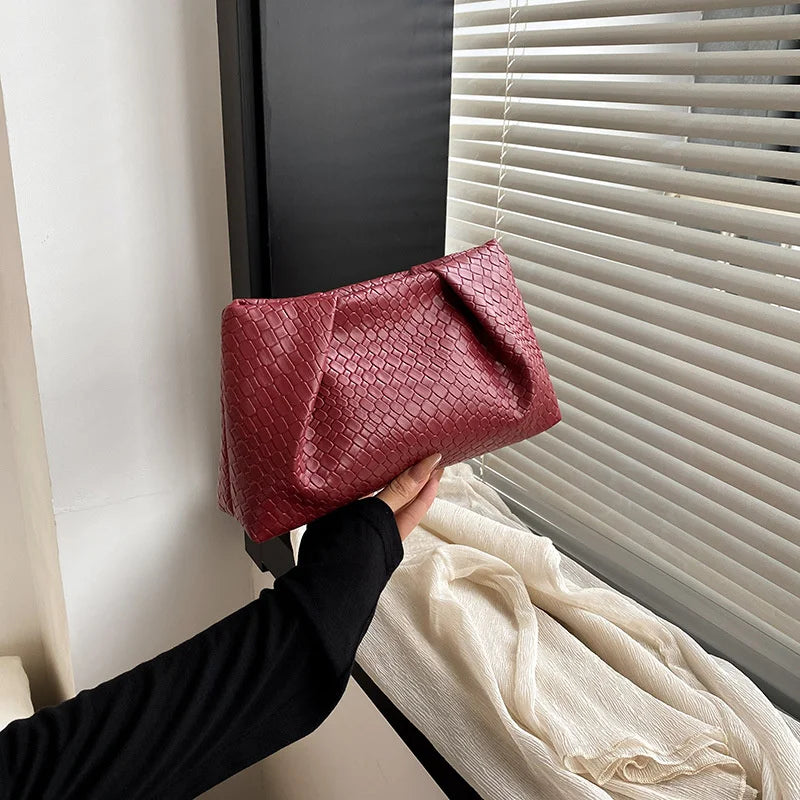 Luxury Retro Woven Handbag