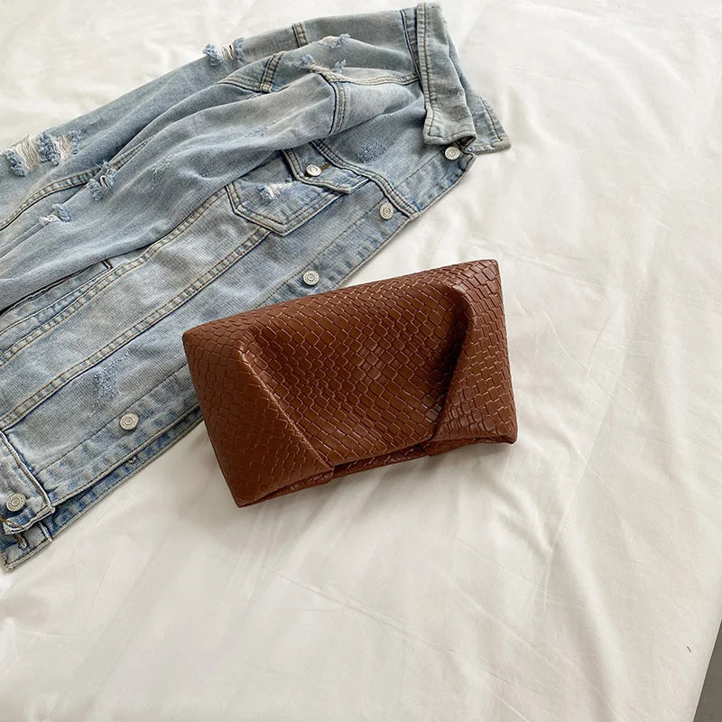 Luxury Retro Woven Handbag