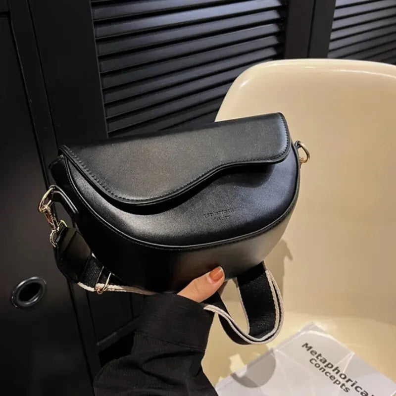 Luxury Vintage Saddle Shoulder Bag