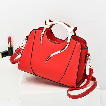 Luxury Cat Handle Shell Bag
