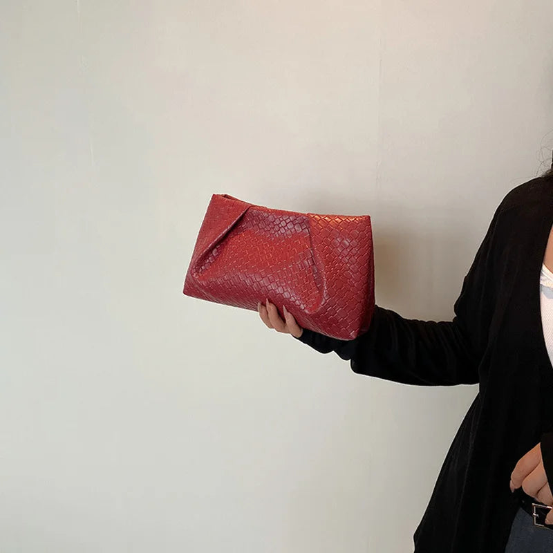 Luxury Retro Woven Handbag