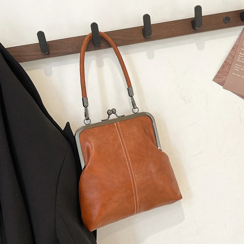 Luxury Vintage Kiss Lock Bag