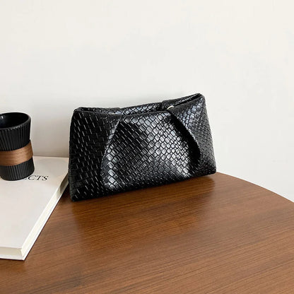 Luxury Retro Woven Handbag