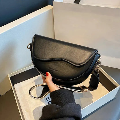 Luxury Vintage Saddle Shoulder Bag
