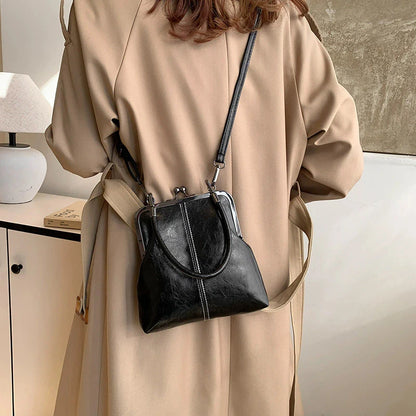 Luxury Vintage Kiss Lock Bag