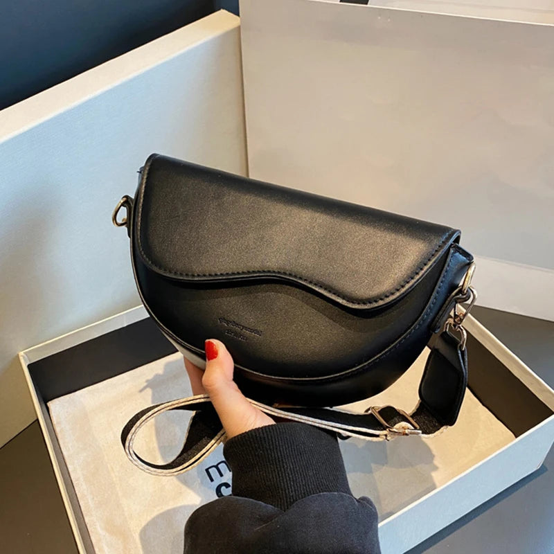 Luxury Vintage Saddle Shoulder Bag
