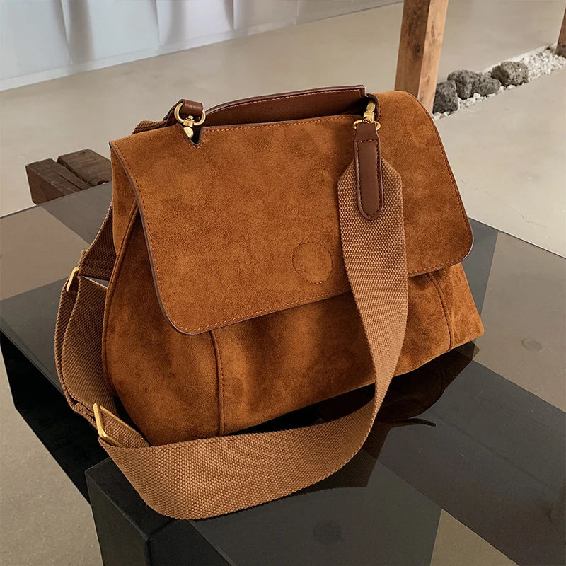 Luxury Retro Flap Crossbody Bag