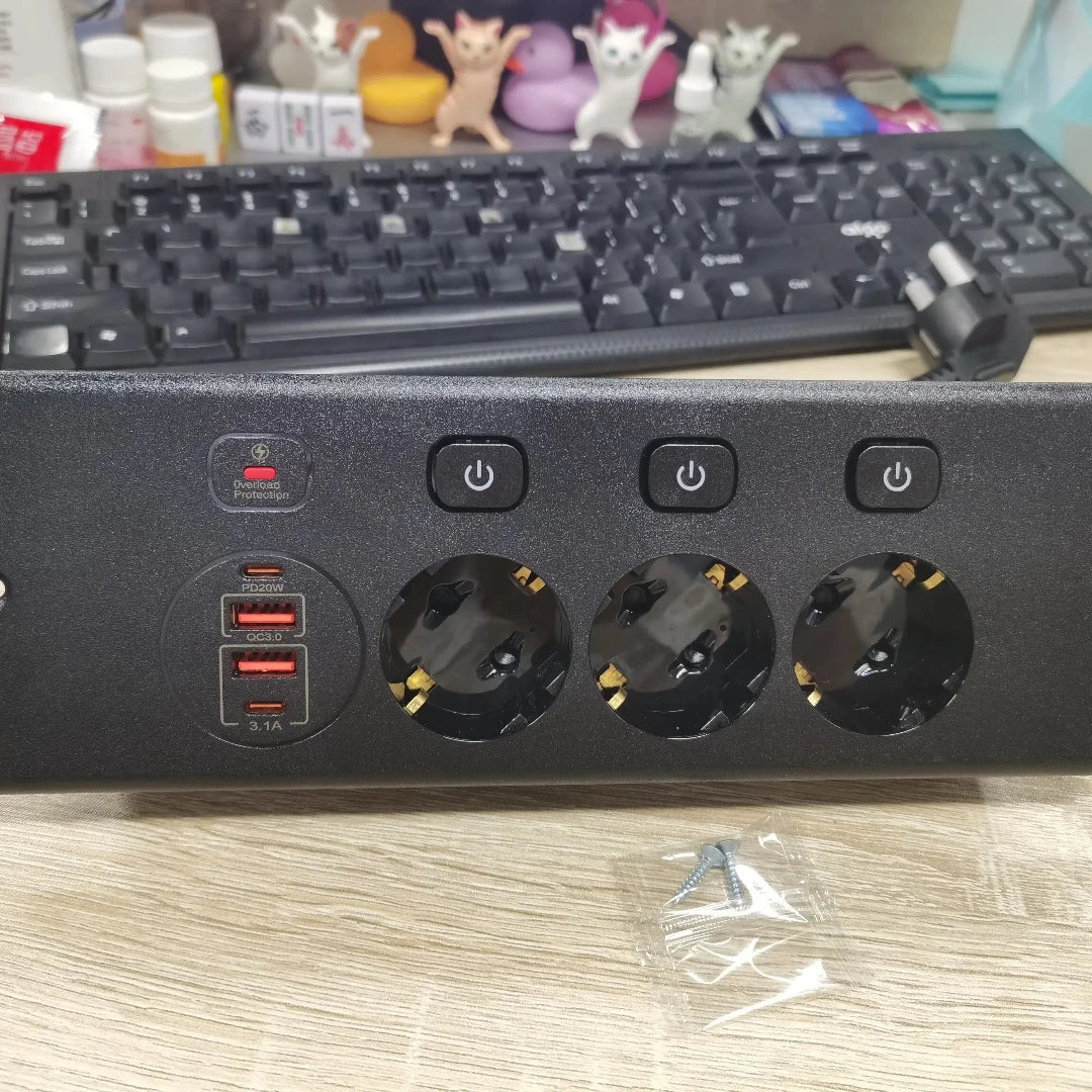 EU Desktop Power Strip with 5 AC Sockets & 4 USB Ports - 3250W Fast Charge