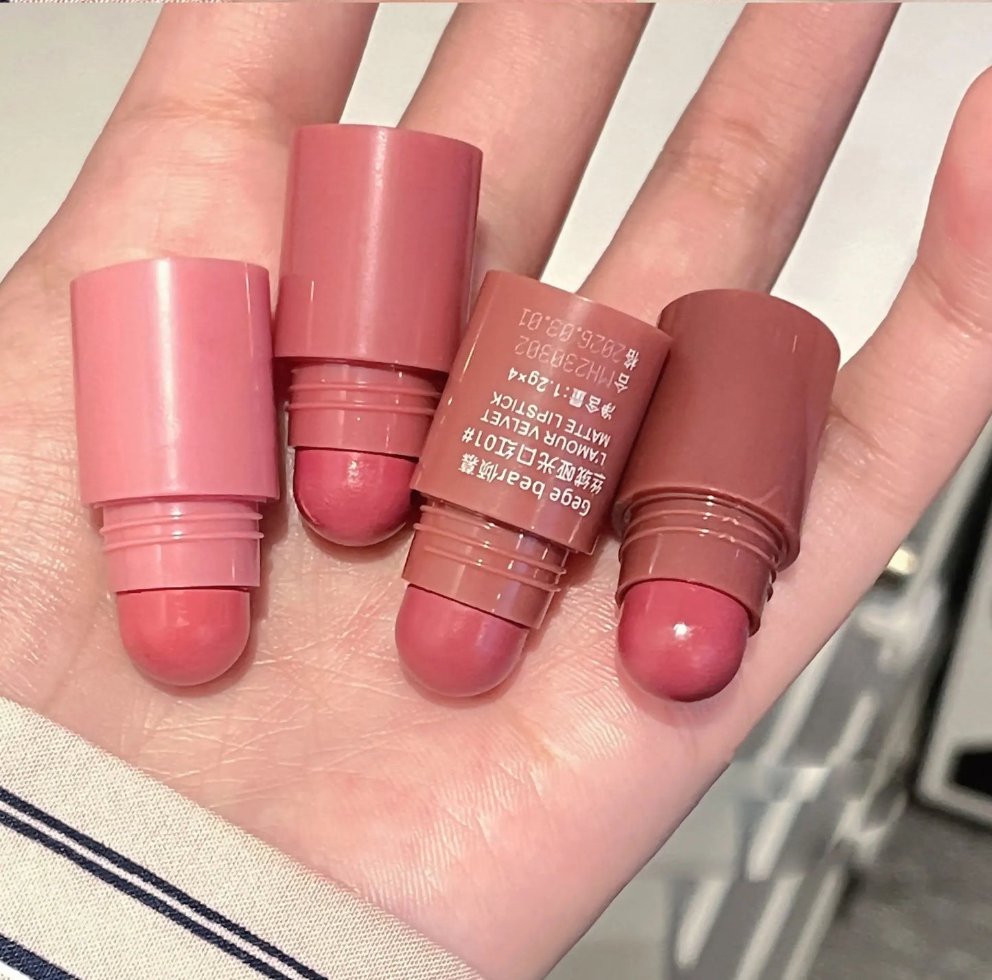 Matte Velvet Mist Lipstick - Long-Lasting Waterproof & Non-Stick Formula