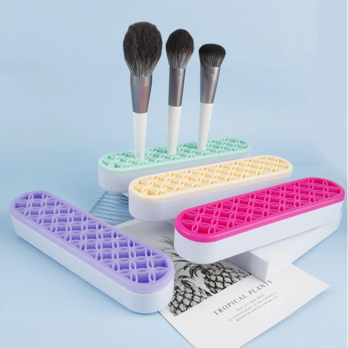 Silicone Makeup Brush Organizer & Drying Rack - Durable Desktop Storage - 17