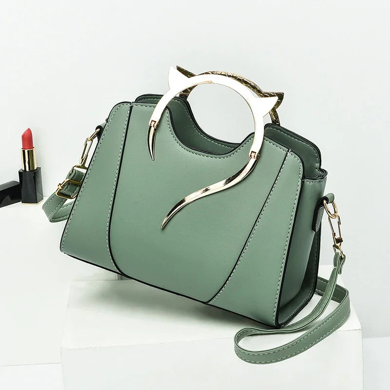 Luxury Cat Handle Shell Bag