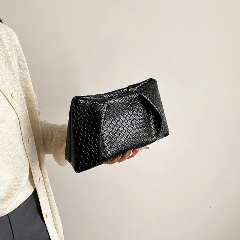 Luxury Retro Woven Handbag