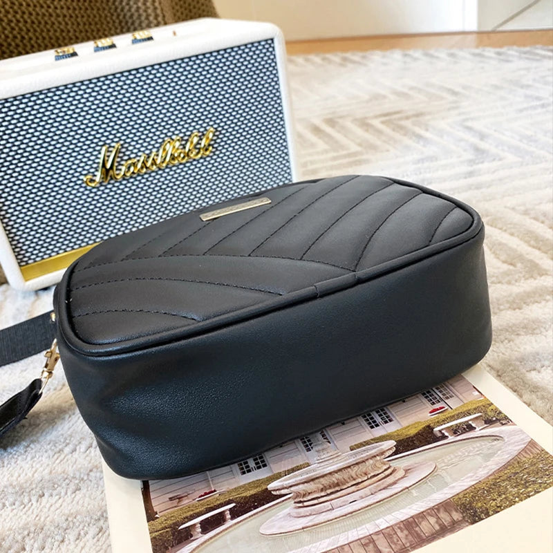 Luxury Embellished Pearl Shoulder Bag
