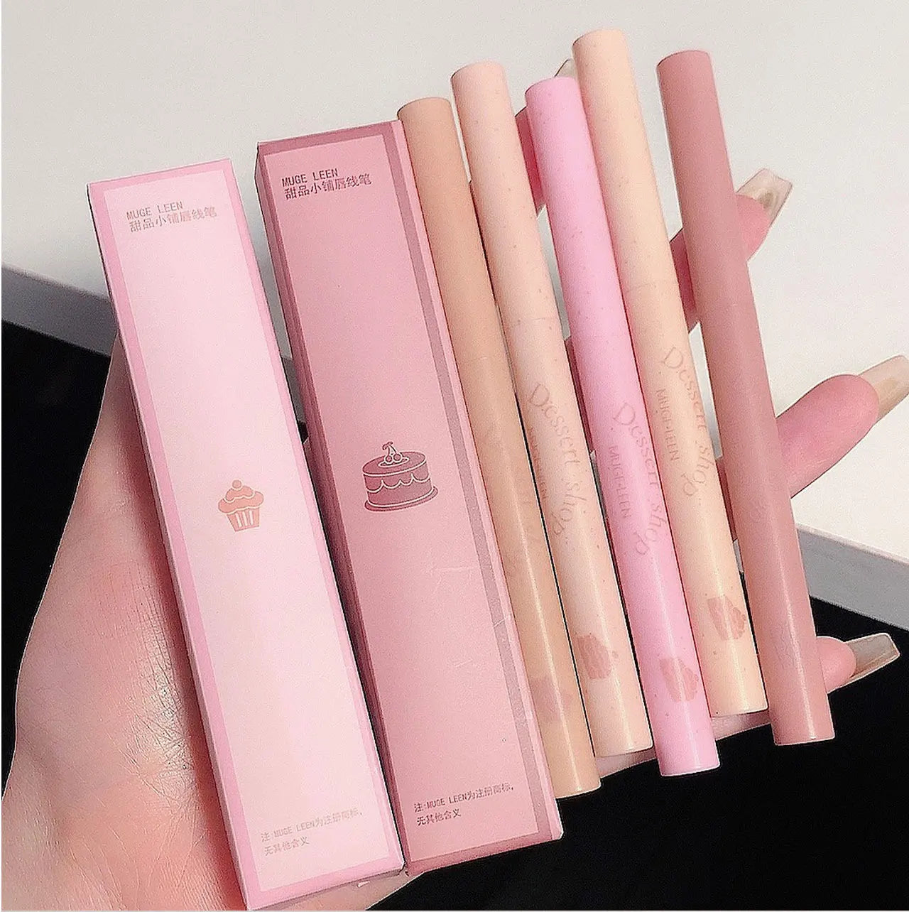 Waterproof Matte Lip Liner Pencil - Long-Lasting Automatic Shaping Pen - 20